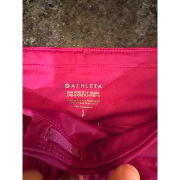 Athleta Run with It 14" Skort Fuchsia Women's Size S - Picture 3 of 10